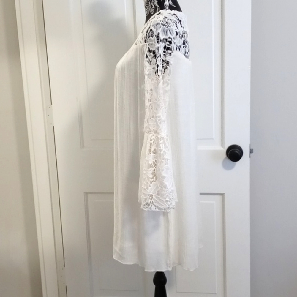 🌞J. Gee🌞 - Cream Lace Crochet Bell Sleeve Boho Dress - Picture 5 of 13